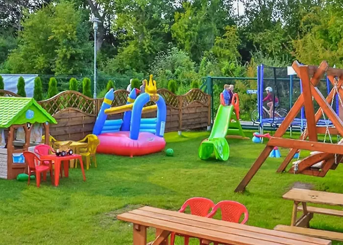 Feriehus 2 Bedroom Gorgeous In Sianozety